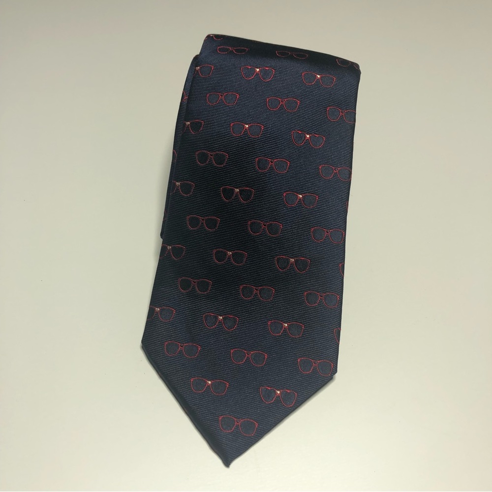 PAUL FREDRICK Navy/Red Glasses Novelty Design Silk Tie